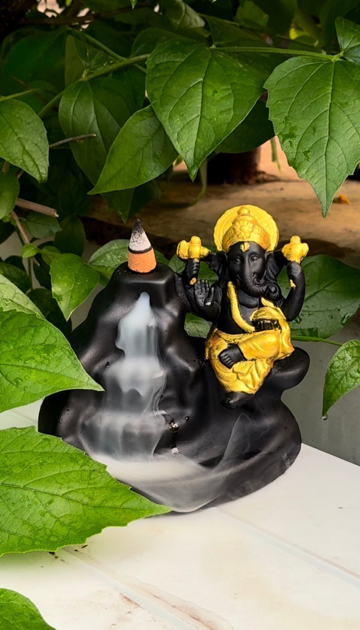 Lord Ganesha Backflow Smoke Fountain Incense Burner + 40 Premium Backflow Cones